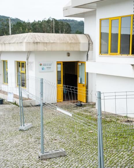 Arrancaram as obras no Centro de Sa&uacute;de de Famalic&atilde;o