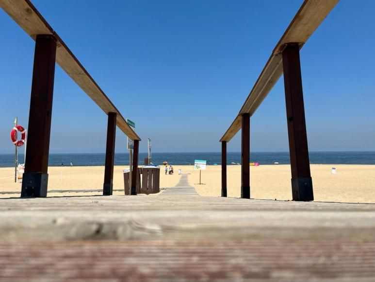 Praia do Salgado recebe Bandeira Azul em 2024